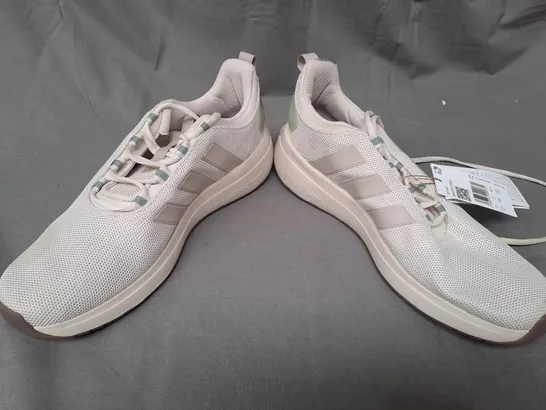 PAIR OF ADIDAS RACER TR23 SHOES IN OFF-WHITE/LIGHT BROWN UK SIZE 10