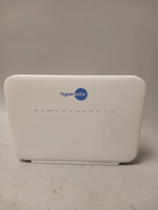 HYPEROPTIC HYPERHUB ROUTER