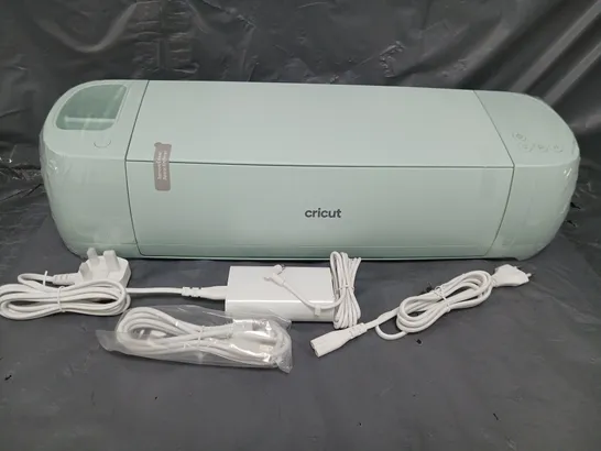 BOXED CRICUT EXPLORE 3 DIY DIGITAL CUTTING & PRINTING MACHINE