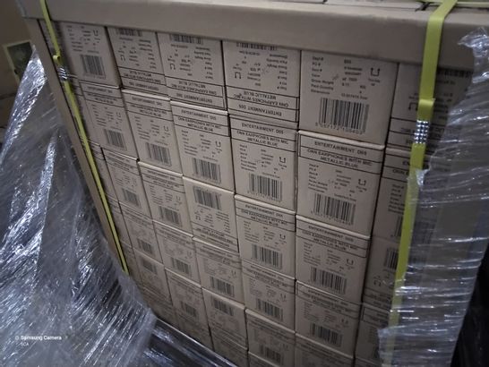 PALLET OF APPROXIMATELY 735 BOXES,EACH CONTAINING 4 SETS OF ONN EARPHONES WITH MICROPHONE - 2940 SETS TOTAL
