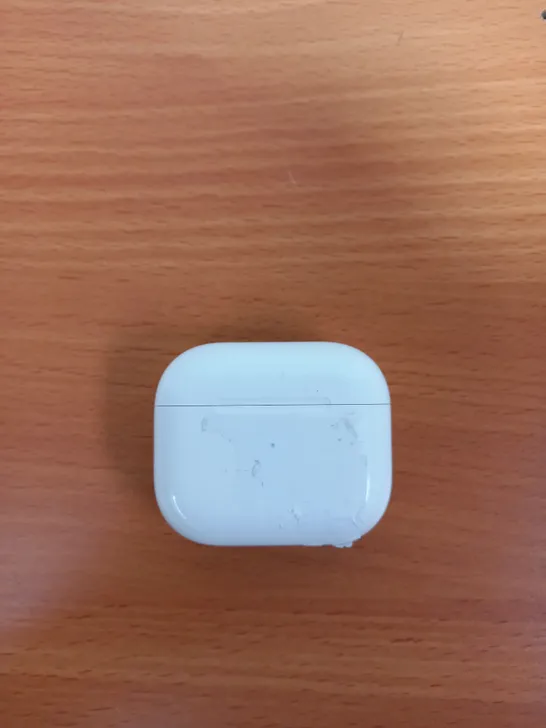 APPLE AIRPOD 3RD GENERATION