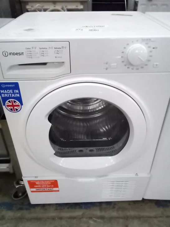 INDESIT I2 D81W UK TURN AND GO WASHING MACHINE