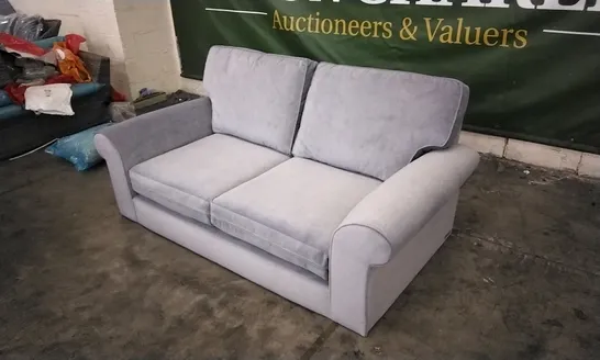 QUALITY DESIGNER LOUNGE CO 2 SEATER SOFA IN SILVER PLUSH FABRIC