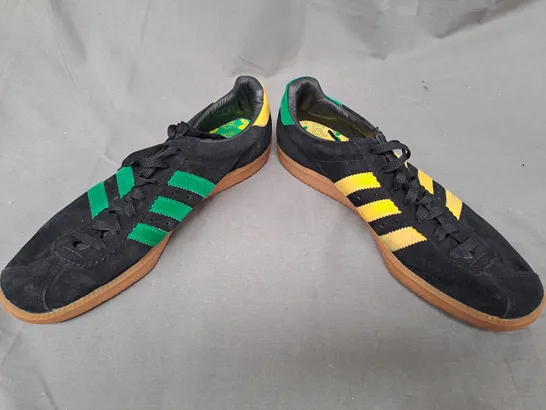 BOXED PAIR OF ADIDAS SHOES IN BLACK/GREEN/YELLOW UK SIZE 10