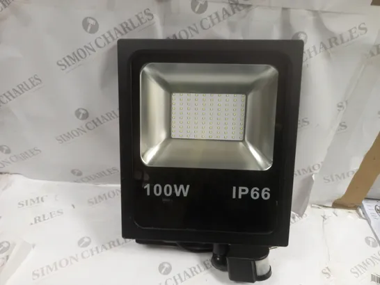 100W IP66 OUTDOOR LIGHT