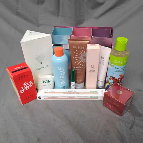 APPROXIMATELY 15 ASSORTED COSMETIC PRODUCTS TO INCLUDE BUBBLE GEL CLEANSER, GHOST CRACKER COLLECTION, BEAUTY OF JOSEN RETINOL EYE SERUM ETC