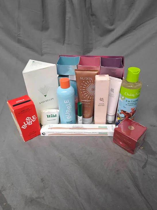 APPROXIMATELY 15 ASSORTED COSMETIC PRODUCTS TO INCLUDE BUBBLE GEL CLEANSER, GHOST CRACKER COLLECTION, BEAUTY OF JOSEN RETINOL EYE SERUM ETC