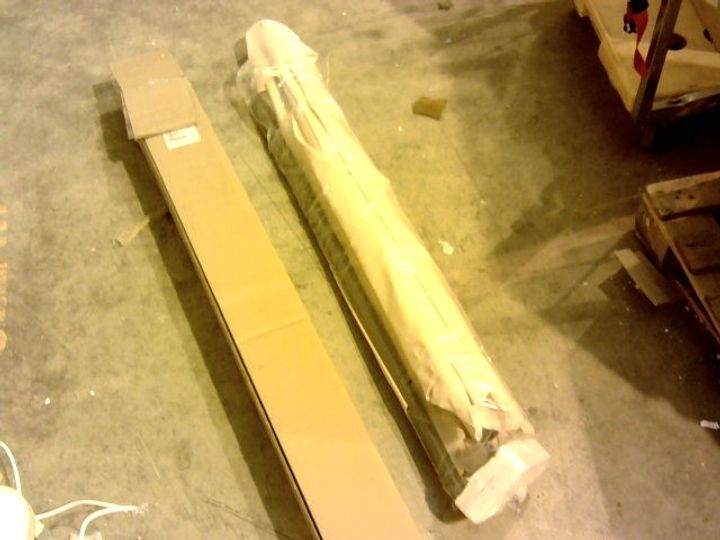 WITH SOLAR LED STRIP LIGHTS CREAM 3108482Simon Charles Auctioneers