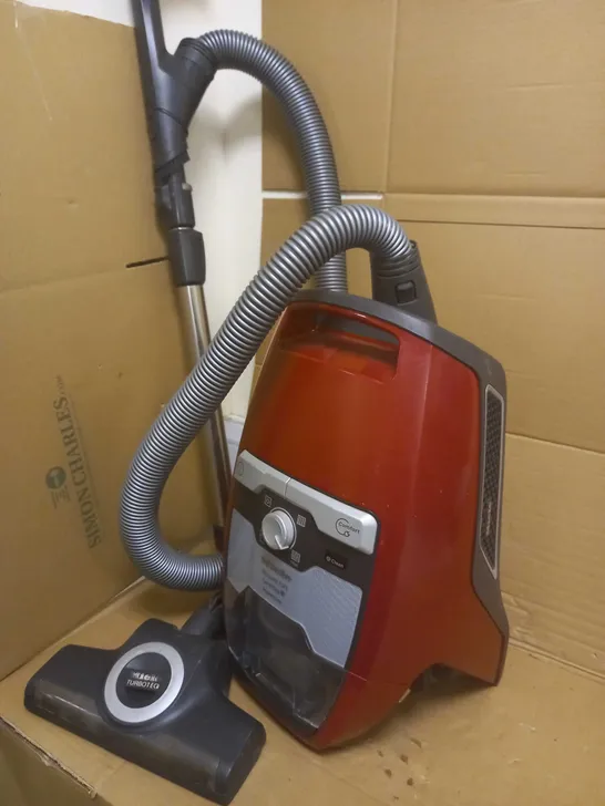 MIELE BLIZZARD CX1 POWER LINE CAT AND DOG VACUUM CLEANER