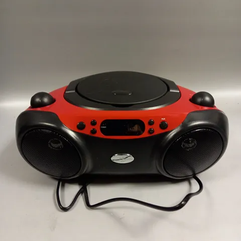 BOXED TECH BLUETOOTH CD BOOMBOX PLAYER 