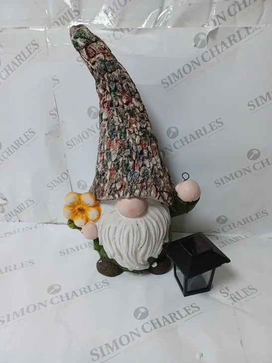 BOXED HOME2GARDEN GNOME FLOWER DECOR