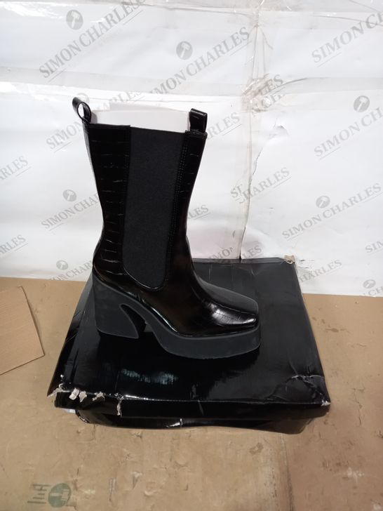 BOXED PAIR OF NASTY GAL BLACK BOOTS SIZE 6