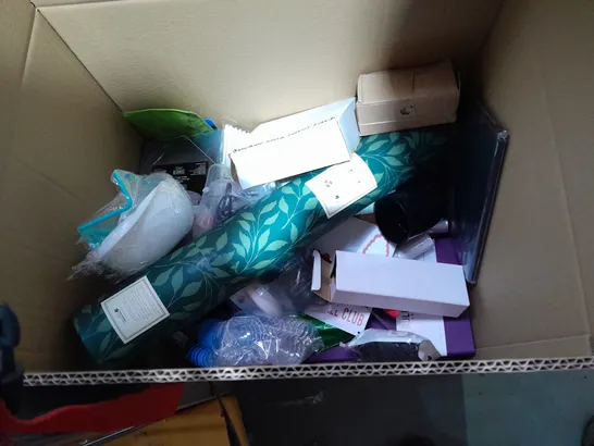 LARGE QUANTITY OF ASSORTED HOUSEHOLD ITEMS TO INCLUDE TONER CARTRIDGES, DIBOR GOBLET AND GOLD BAUBLES