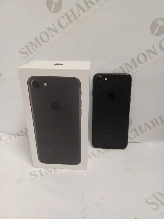 APPLE IPHONE 7 (A1778) - BLACK