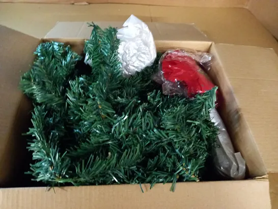 BOXED CHRISTMAS TREE WITH ACCESSORIES