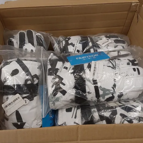 BOX OF APPROXIMATELY 10X BRAND NEW FAIRYEON DARTHVADER SKI/SNOWBOARD WINTER GLOVES - SIZES MEDIUM AND LARGE (1 BOX)