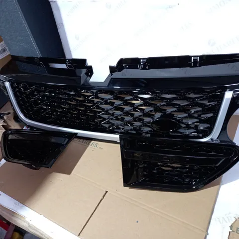 BOXED DESIGNER SPORT BLACK GRILLE FOR MOTOR VEHICLE (COLLECTION ONLY)