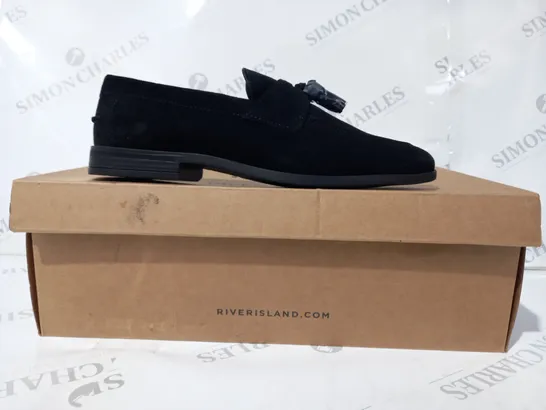 BOXED PAIR OF RIVER ISLAND TULLY LOAFERS IN BLACK UK SIZE 6