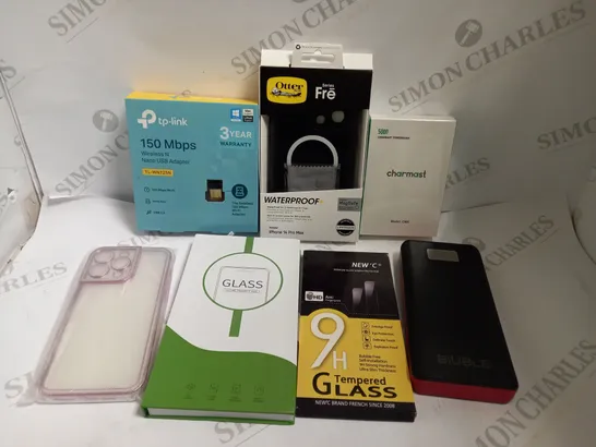 BOX OF APPROX 10 ITEMS INCLUDING CHARMAST POWER BANK, ASSORTED PHONE CASES AND TP LINK WIRELESS ADAPTER