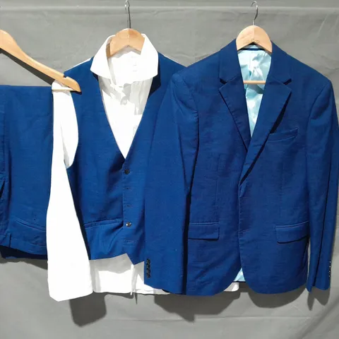 MOSS BROS 3-PIECE SLIM FIT SUIT WITH ACCESSORIES IN BLUE - JACKET UNSPECIFIED / SHIRT 16/40.5 / TROUSERS 32R