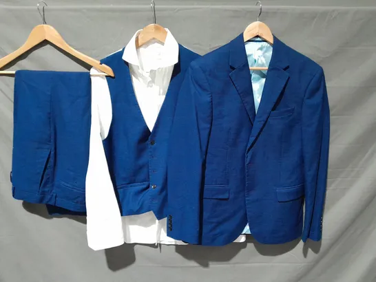 MOSS BROS 3-PIECE SLIM FIT SUIT WITH ACCESSORIES IN BLUE - JACKET UNSPECIFIED / SHIRT 16/40.5 / TROUSERS 32R