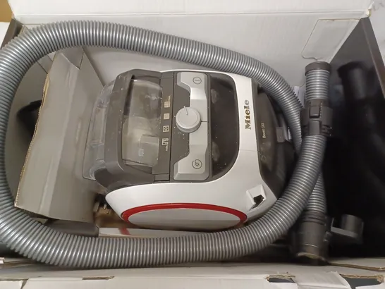 MIELE BOOST CX1 VACUUM CLANER