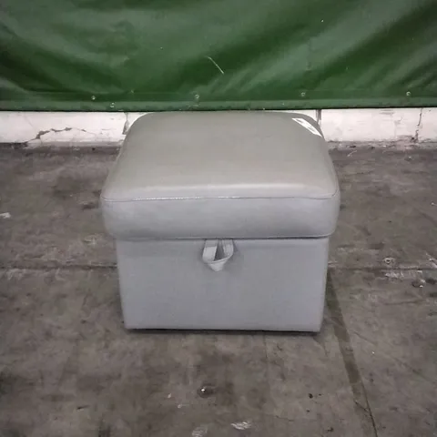 QUALITY ITALIAN DESIGNER GREY LEATHER STORAGE FOOTSTOOL