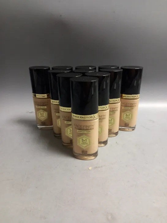 LOT OF APPROX 11 MAX FACTOR FACE FINITY ALL DAY FLAWLESS FOUNDATION