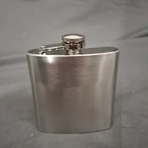 LARGE BOX OF APPROX 40 ASSORTED STAINLESS STEEL HIP FLASKS 