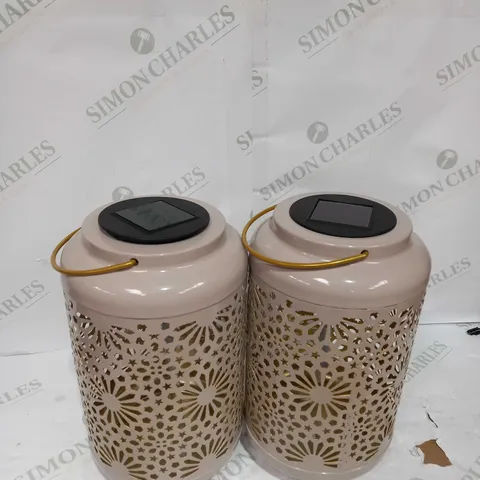 GARDEN REFLECTIONS SET OF 2 PATTERNED SOLAR LANTERNS, FLOWER