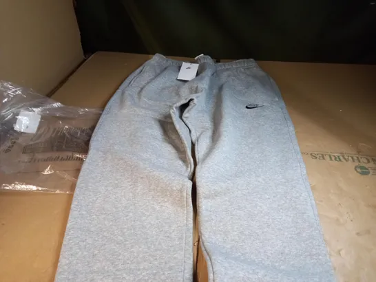 PAIR OF GREY NIKE JOGGERS - M