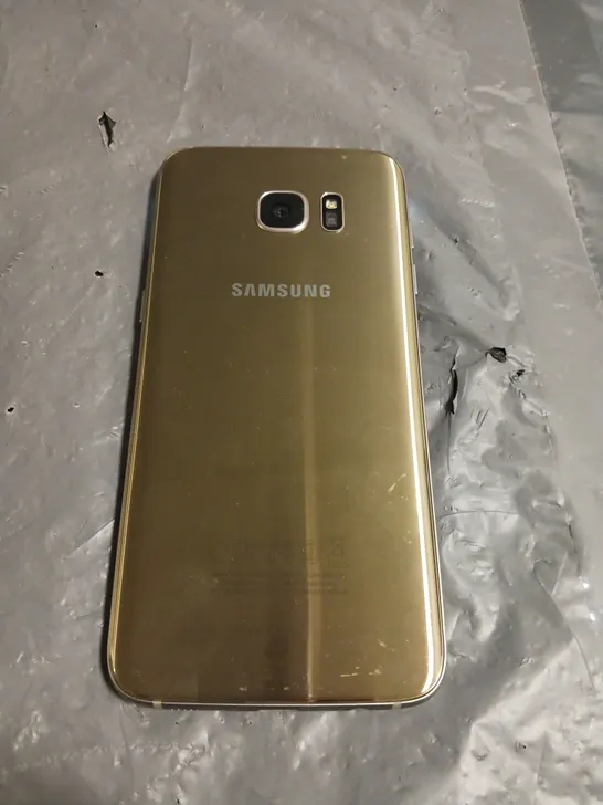 SAMSUNG GALAXY S7 EDGE SMARTPHONE 