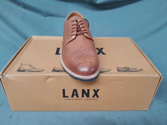 BOXED PAIR OF LANX WHITEWELL SHOES IN TAN UK SIZE 8