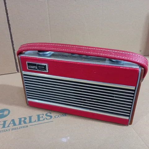 ROBERTS RED LEATHER RADIO 