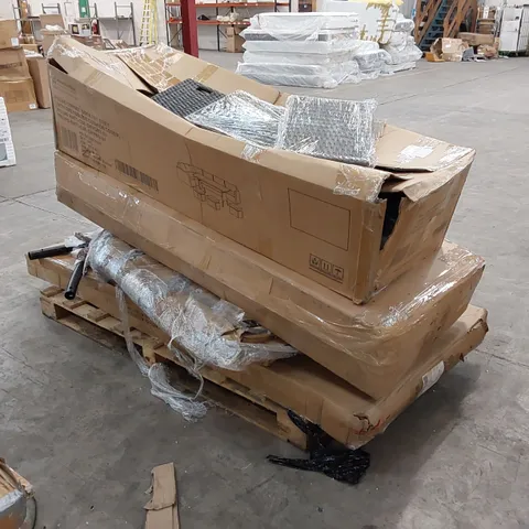 PALLET OF GARDEN FURNITURE PARTS