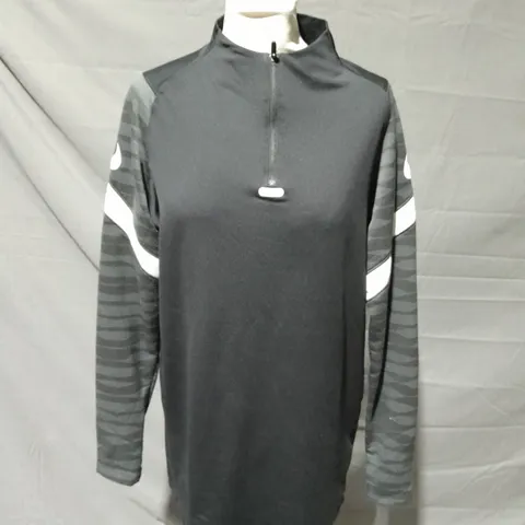 NIKE DRI-FIT FULL SLEEVE ZIP TOP SIZE MEDIUM 