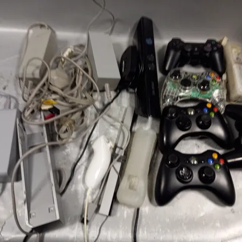 LOT OF ASSORTED GAMING ACCESSORIES TO INCLUDE CONTROLLERS, POWER CABLES, LEADS AND SENSORS