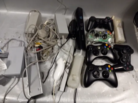 LOT OF ASSORTED GAMING ACCESSORIES TO INCLUDE CONTROLLERS, POWER CABLES, LEADS AND SENSORS