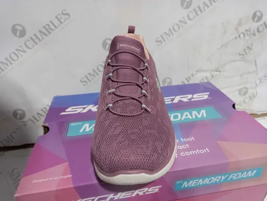 BOXED PAIR OF SKECHERS MEMORY FOAM TRAINERS IN PURPLE UK SIZE 6