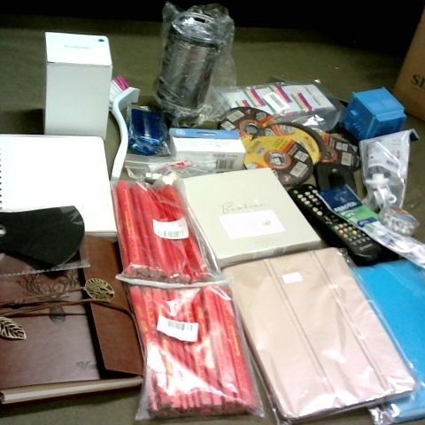 SMALL BOX OF ASSORTED ITEMS INCLUDING NOTE BOOKS, FLASK, CARPENTERS PENCILS