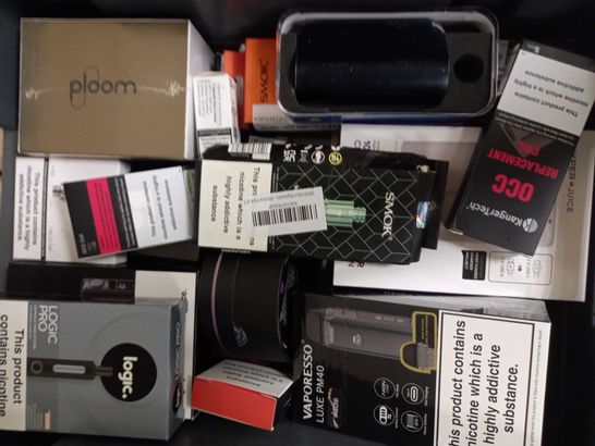 LOT OF APPROXIMATELY 30 VAPING PRODUCTS AND ACCESSORIES 