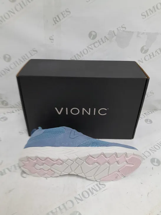 BOXED PAIR OF VIONIC NAVY MESH TRAINERS SIZE 6 