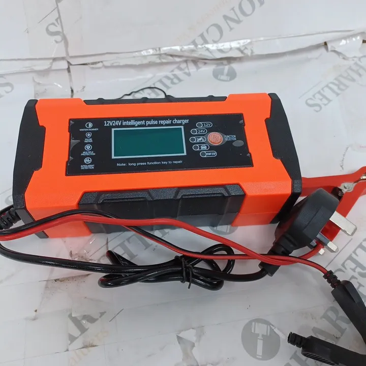 FULLY INTELLIGENT PULSE REPAIR CHARGER 4423821-Simon Charles Auctioneers