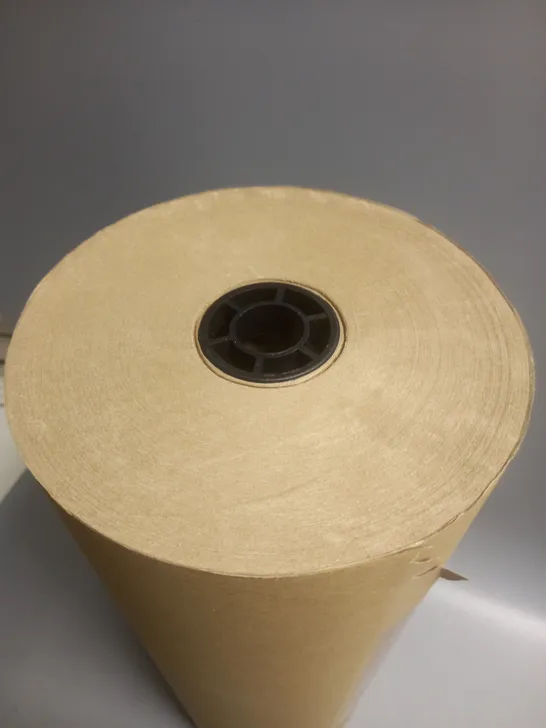 UNBRANDED ROLL OF BROWN PAPER - SIZE UNSPECIFIED 