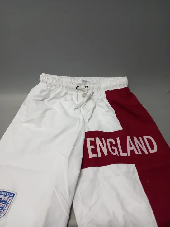 ENGLAND SWIMMING SHORTS IN WHITE - SIZE UNSPECIFED 