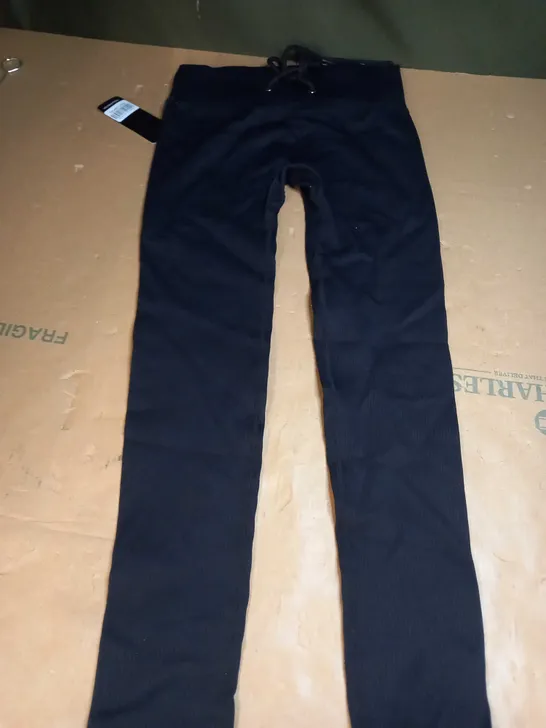 MOOSLOVER BLACK GYM LEGGINGS SIZE XL