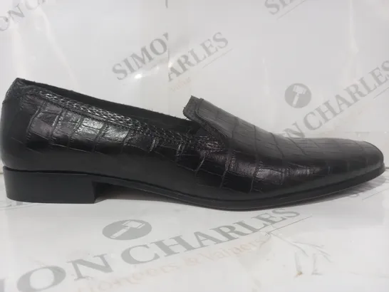 BOXED PAIR OF JUST CAVALLI LOW HEEL SLIP-ON SHOES IN BLACK EU SIZE 41