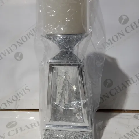 JULIEN MACDONALD FLAMELESS CANDLE HOLDER WITH SWIRLING GLITTER CHRISTMAS TREE 