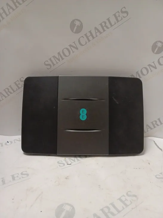 EE SMART HUB EE-HUB-DT3K