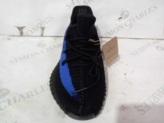 BOXED PAIR OF ADIDAS YEEZY BOOST 350 V2 SHOES IN BLACK/BLUE UK SIZE 5